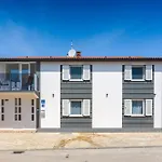 Vrdoljak - Gore - Mpolo *